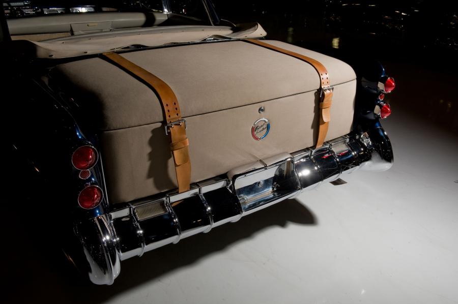  Buick Landau Show Car 1954 года  (фото 2 из 6)